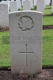 LA LAITERIE MILITARY CEMETERY - Ste. MARIE, ADRIEN